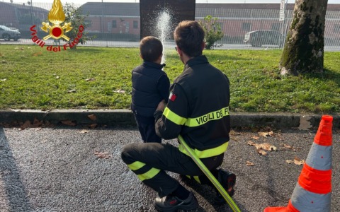 Porte aperte dei Vigili del Fuoco di Cremona: due giorni di curiosità e apprendimento per grandi e piccoli