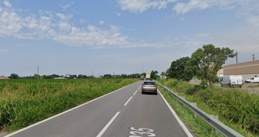 Scontro frontale sulla Statale 235: grave un 25enne portato in ospedale in elisoccorso