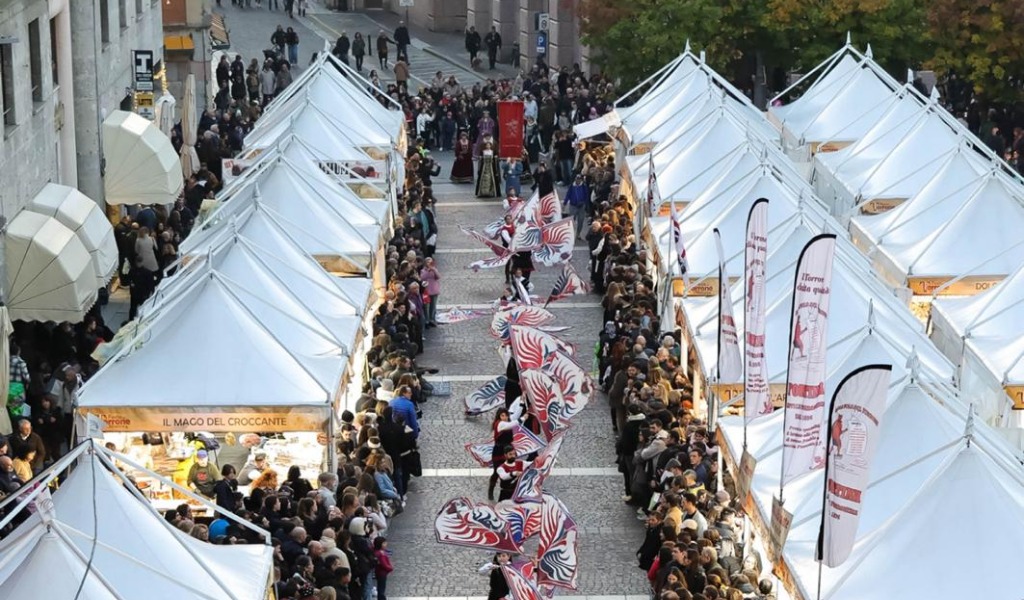 Festa del Torrone 2025: si chiude un’edizione da record tra gusto, tradizione e spettacolo