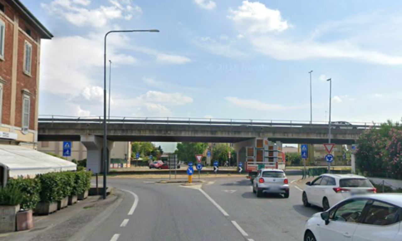 Paura per un incidente a Cremona, 43enne investita e trasportata in ospedale