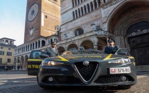 Scoperto sistema illecito di monetizzazione del reddito di cittadinanza: otto condanne per usura