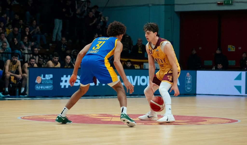 La Juvi Ferraroni sfiora l’impresa, ma al PalaRadi passa Torino 73-69