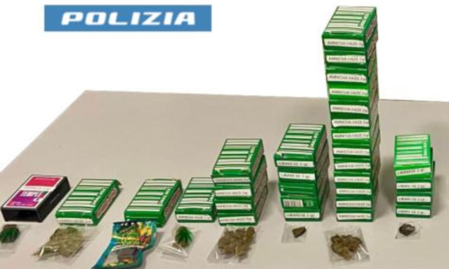 Controlli contro le droghe a Cremona, prodotti sequestrati nei cannabis shop della provincia