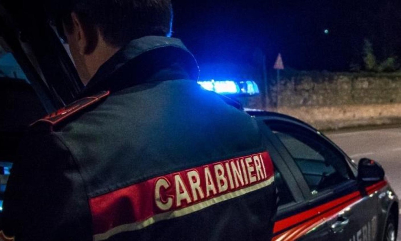 Furiosa lite con la moglie a Natale, 39enne arrestato a Cremona dopo lo scontro con i Carabinieri