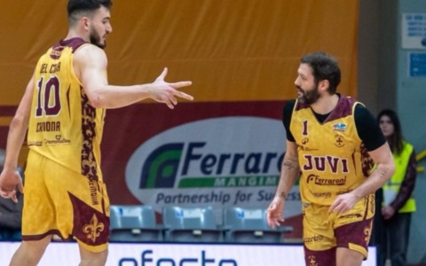 Prova di forza al PalaRad della Juvi Ferraroni: battuta la capolista Brindisi 72-61