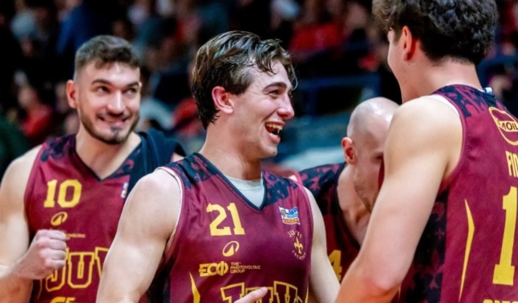 Grazie a una difesa impeccabile la Juvi Ferraroni si impone sulla capolista Rimini 81-69