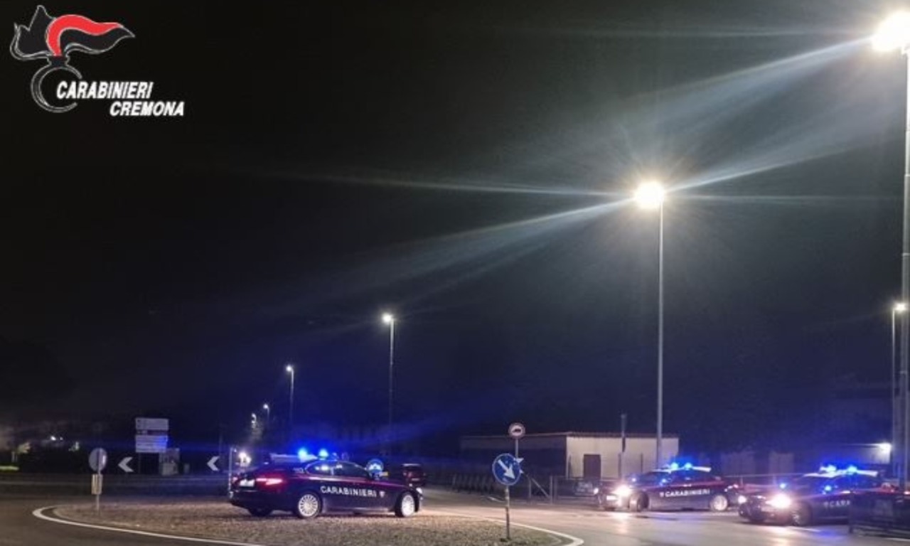 Controlli straordinari nella notte a Crema: tre denunce e cinque patenti ritirate