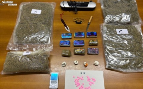 Maxi sequestro di stupefacenti a Offanengo: arrestato pusher 21enne trovato con tre chili di droga