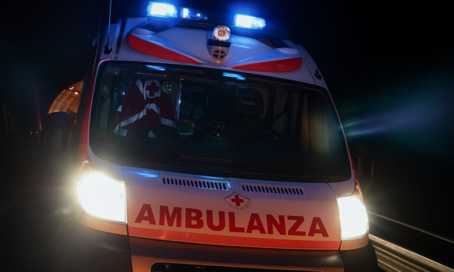 Interventi 118 a Cremona tra venerdì 10 e sabato 11 aprile 2026: una caduta e diversi incidenti