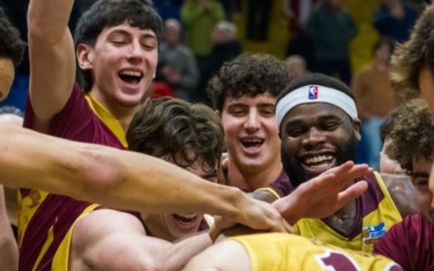 Sesta vittoria consecutiva per la Juvi Ferraroni: Libertas Livorno battuta 79-76