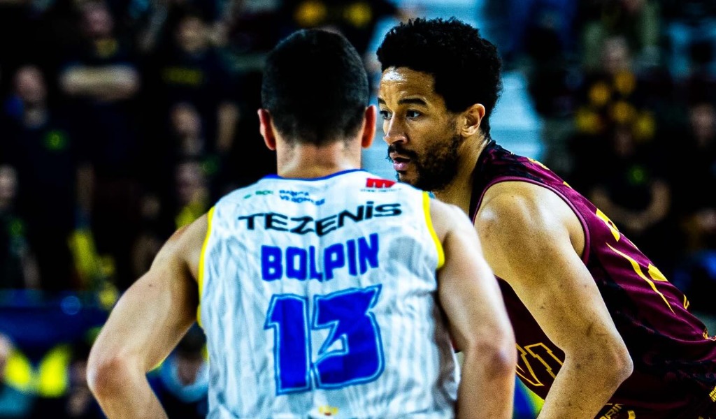 Juvi Ferraroni trionfa a Verona 78-69 e firma la sesta vittoria consecutiva