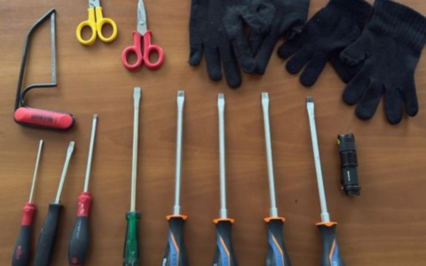 Fermati alle porte di Crema: l’auto a noleggio (mai restituita) nascondeva un kit di arnesi da scasso