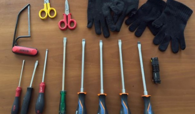 Fermati alle porte di Crema: l’auto a noleggio (mai restituita) nascondeva un kit di arnesi da scasso