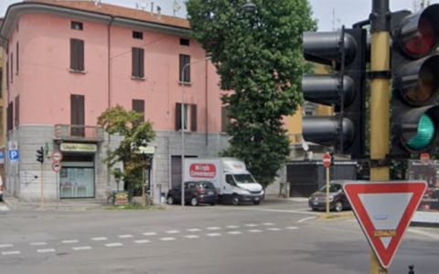 Pedone investito a Cremona: soccorso in arresto cardiaco e trasportato in codice rosso