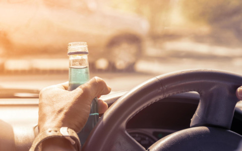 Ubriaco alla guida di un’auto a Piadena, 31enne fermato e denunciato