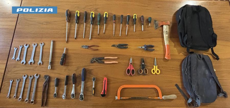 Controlli nel quartiere Boschetto: bloccata un’auto sospetta e sequestrati arnesi da scasso