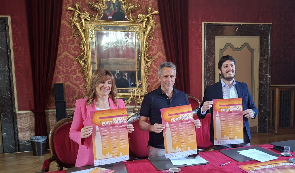 Cremona suona “Forte, Fortissimo”: la città si trasforma in un palcoscenico a cielo aperto. Tutti gli eventi in programma