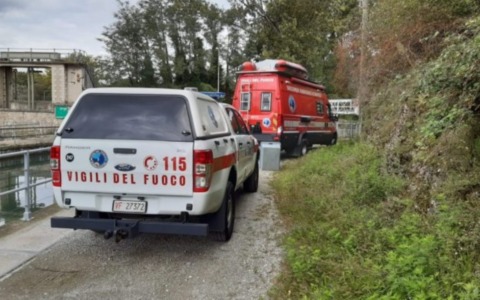 Tragedia a Pizzighettone: 54 enne annega nel canale dopo averlo salvato il suo cane