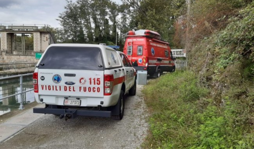 Tragedia a Pizzighettone: 54 enne annega nel canale dopo averlo salvato il suo cane