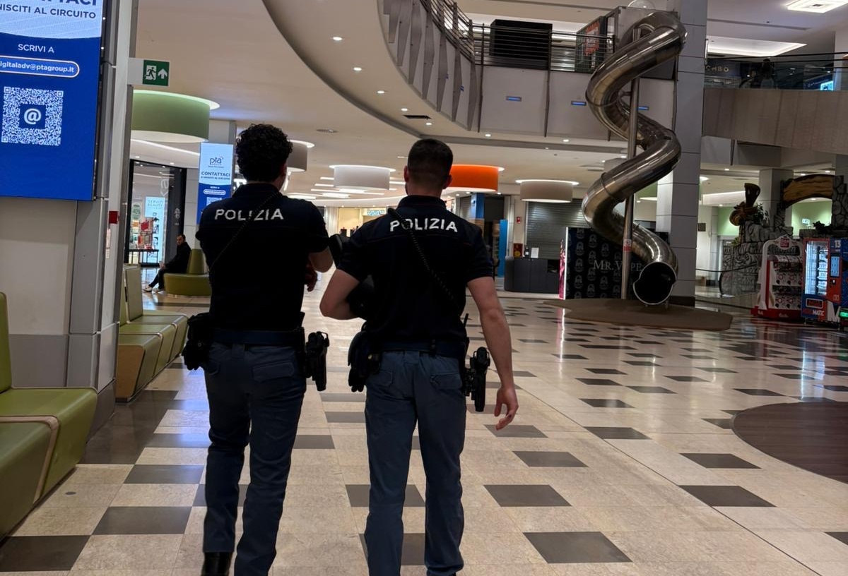 Furti al centro commerciale Cremona Po: tre denunce della Polizia di Stato