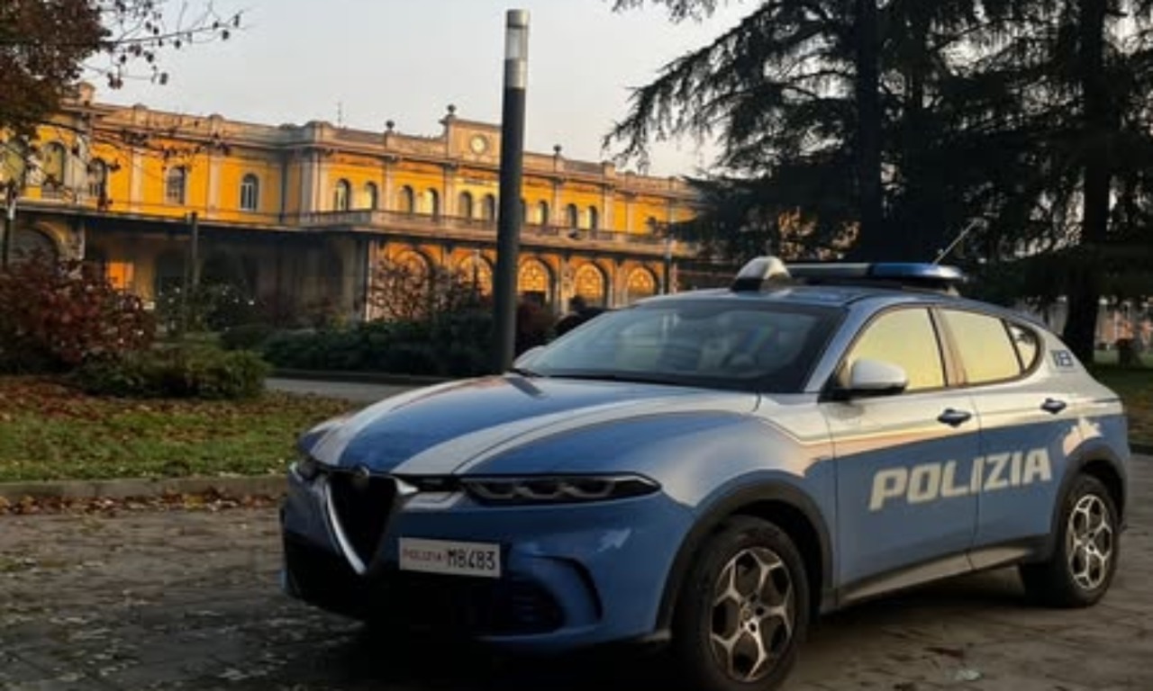 Ricatto hard e spedizione punitiva: quattro denunce nel piazzale dello scalo