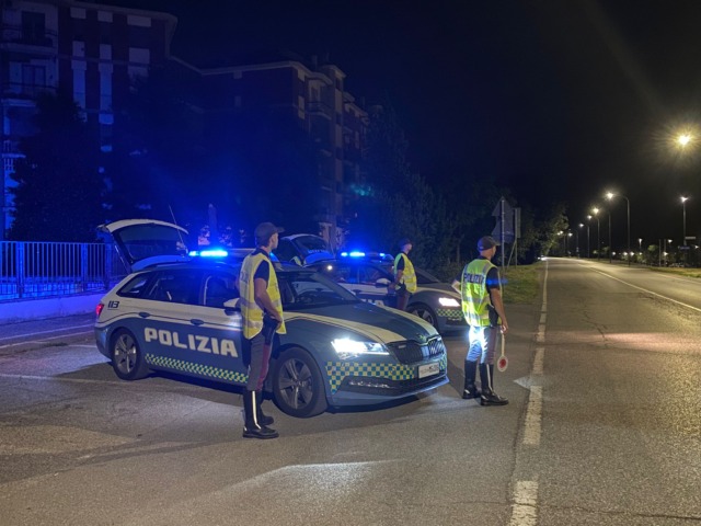 Controlli stradali nel Cremonese: scattano denunce e sequestri