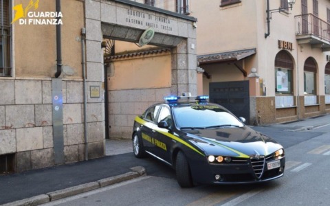 Fatture false per 2,8 milioni: tre società cartiere smascherate a Crema