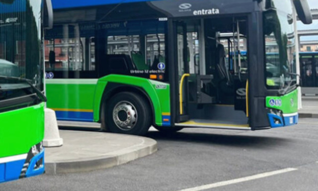 Pretende di salire sull’autobus senza biglietto, 23enne crea il caos a Olmeneta