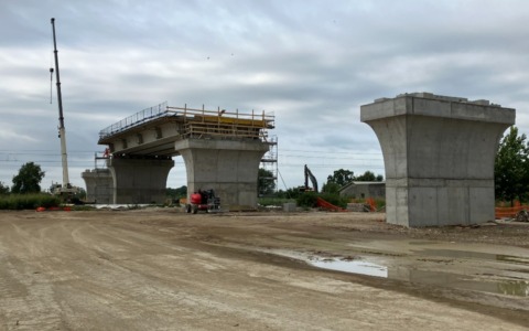 Raddoppio ferroviario Piadena-Mantova: montata la prima campata del nuovo ponte sull’Oglio
