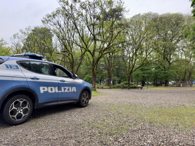 Cremona e Crema, controlli della Polizia: sequestri di droga, denunce e daspo urbano