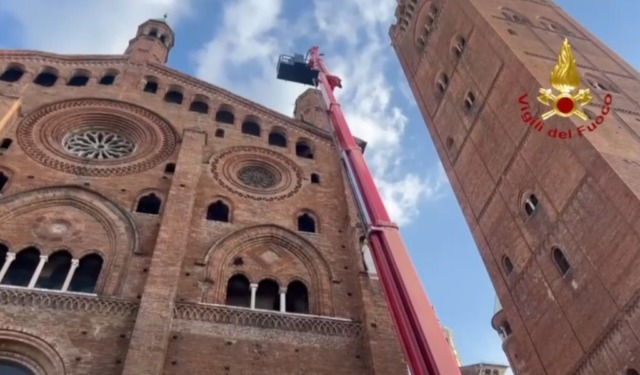 Maltempo a Cremona: danni a Duomo, Torre Civica, Teatro Ponchielli e chiese della Città. Caruso: “Regione al fianco dei cittadini”