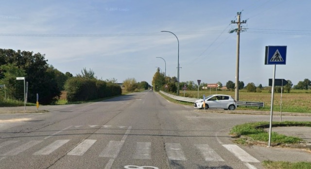 Scontro frontale tra un’automobile e una moto sulla ex SS 498: un 21enne perde la vita
