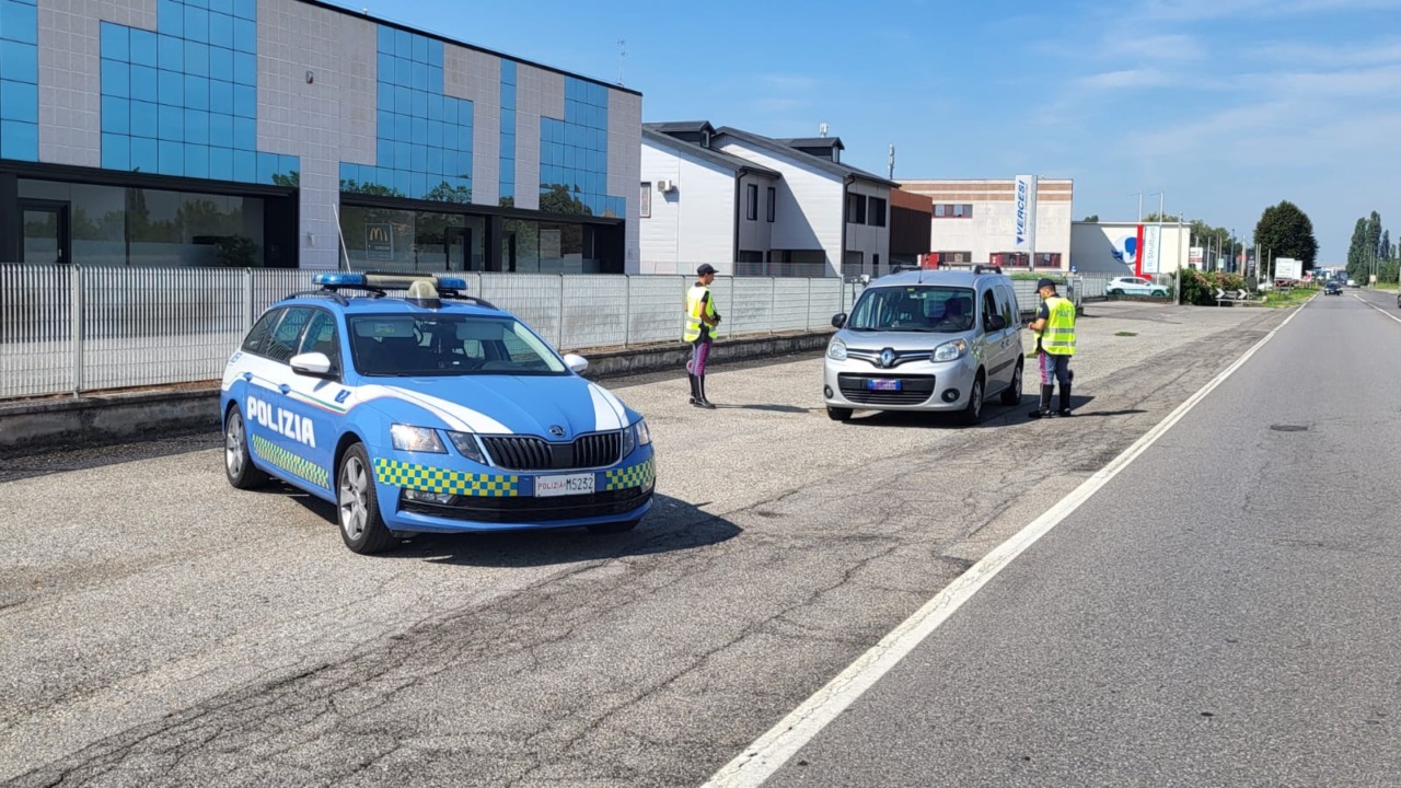 Report di agosto della Polizia di Stato a Cremona: 21 denunce e centinaia di verbali