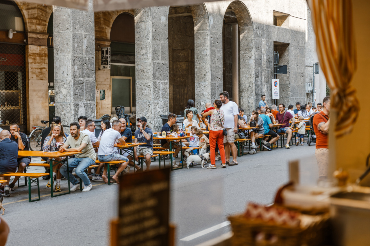 Eatinero Food Truck Festival torna a Cremona: street food e musica in centro