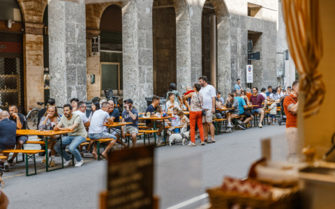 Eatinero Food Truck Festival torna a Cremona: street food e musica in centro