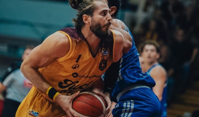 Buona prova per la Juvi Ferraroni, ma al PalaRadi passa Brindisi 59-66