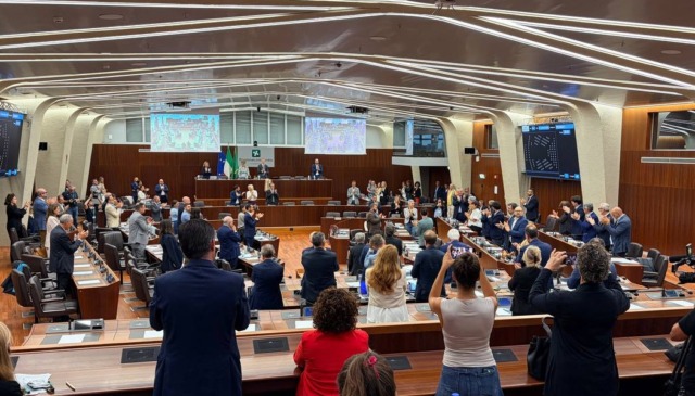 Autonomia differenziata, passa la risoluzione tra i no delle opposizioni