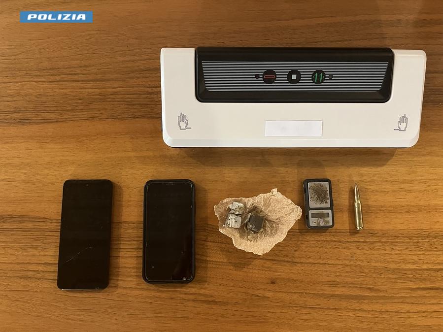 A Cremona un arresto per maltrattamenti e spaccio oltre a due denunce per truffa e furto