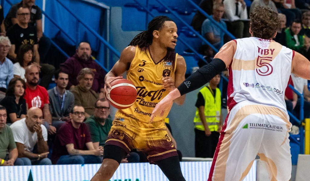 Juvi Ferraroni, rimonta sfiorata al PalaRadi: Livorno vince 75-73